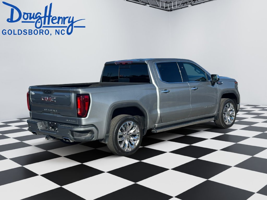 Used 2024 GMC Sierra 1500 Denali w/ Denali Reserve Package AWD/4WD image 5
