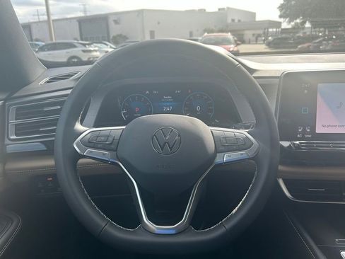 New 2026 Volkswagen Atlas Cross Sport SE image 20