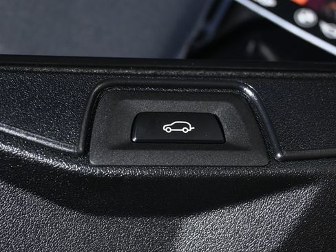 New 2026 BMW X5 xDrive40i w/ M Sport Package image 39