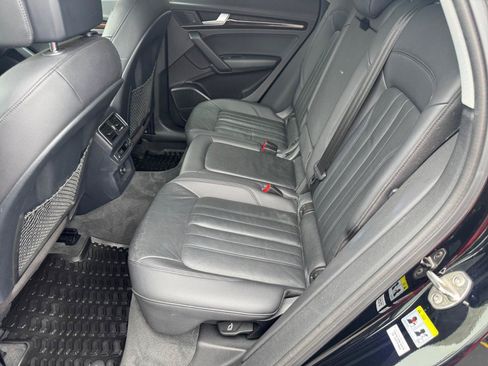 Used 2018 Audi Q5 2.0T Premium Plus w/ Premium Plus Package AWD/4WD image 6