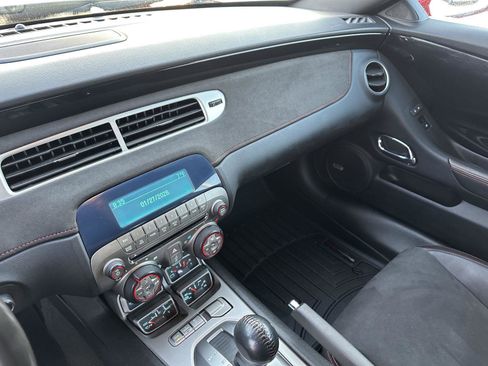 Used 2012 Chevrolet Camaro ZL1 image 38