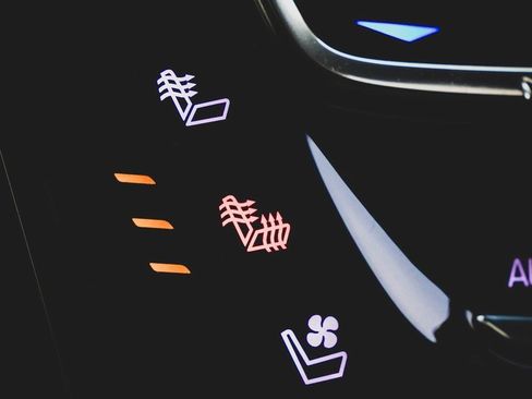 Used 2016 Cadillac Escalade ESV Luxury image 6