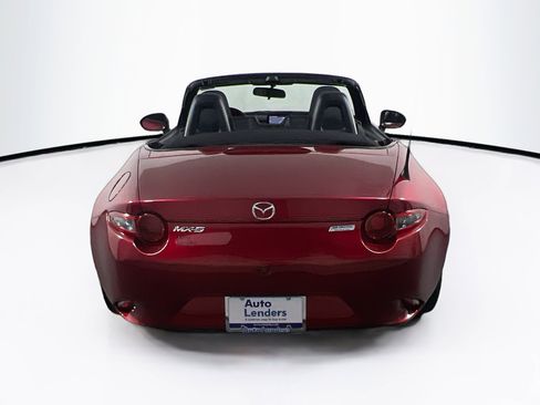 Used 2019 MAZDA MX-5 Miata Sport RWD image 6