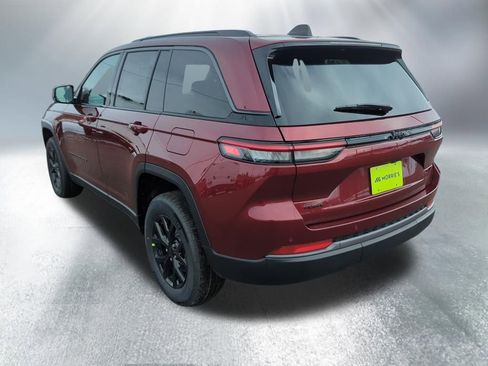New 2026 Jeep Grand Cherokee Altitude AWD/4WD image 5