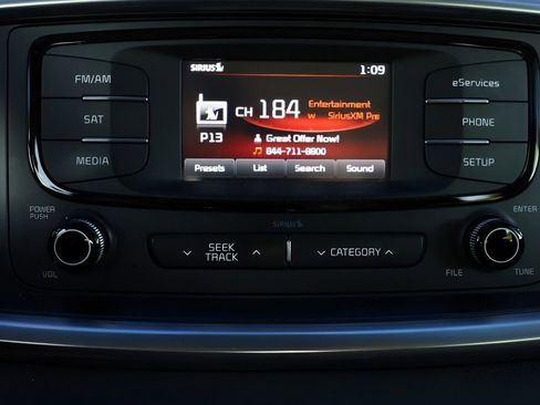 Used 2016 Kia Sorento EX w/ EX Premium Package image 26