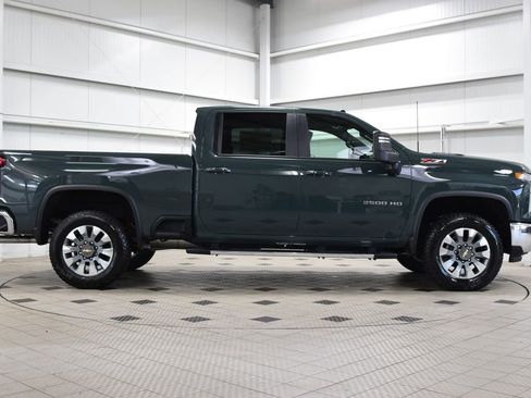 New 2026 Chevrolet Silverado 2500 LT w/ All Star Edition AWD/4WD image 9