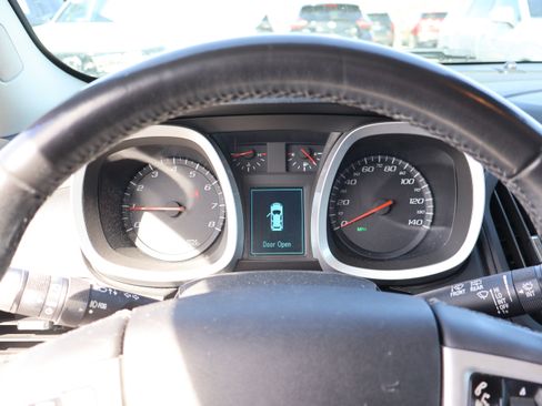 Used 2017 Chevrolet Equinox Premier w/ Enhanced Convenience Package image 31