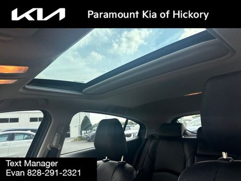 Used 2015 MAZDA MAZDA3 s Grand Touring FWD image 6