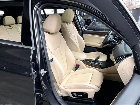 Used 2019 BMW X3 sDrive30i w/ Driving Assistance Package image 8