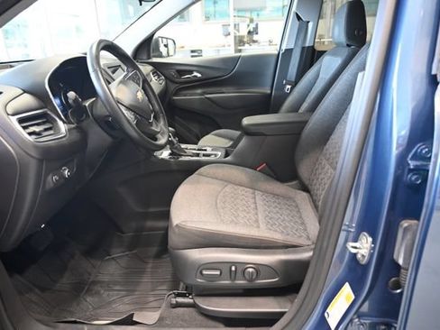 Used 2024 Chevrolet Equinox LT w/ LPO, Floor Liner Package AWD/4WD image 9