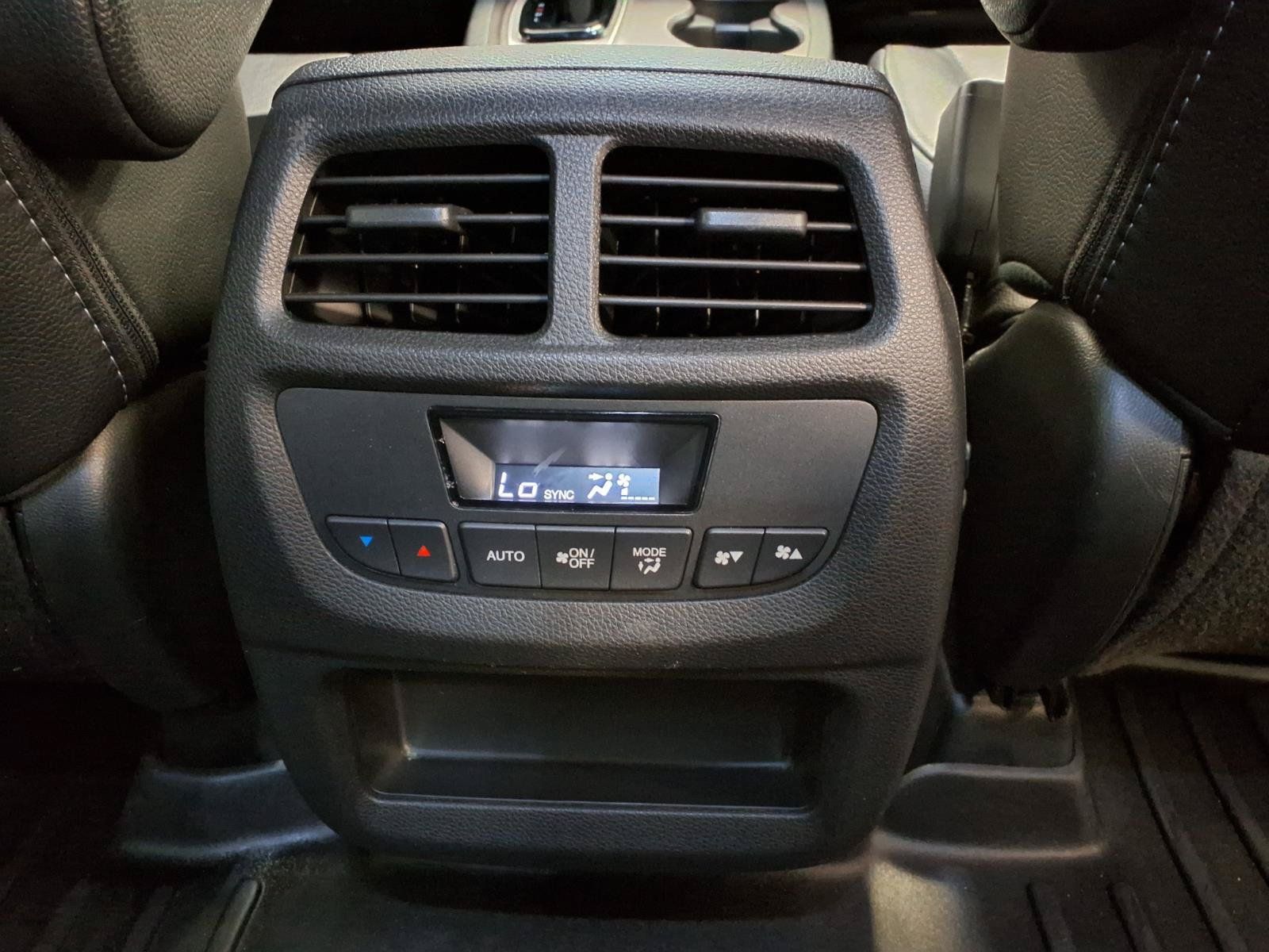Used 2018 Honda Pilot EX-L image 16