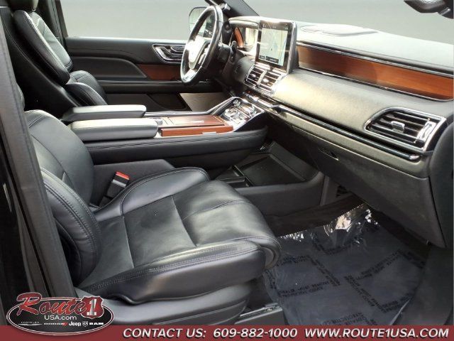 Used 2021 Lincoln Navigator L Reserve w/ Luxury Package AWD/4WD image 34