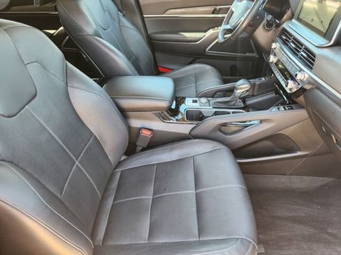 Used 2022 Kia Telluride EX w/ EX Premium Package AWD/4WD image 14