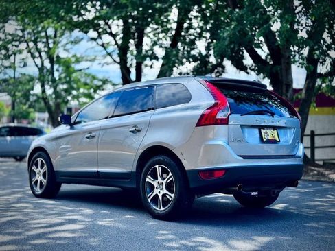 Used 2013 Volvo XC60 T6 AWD/4WD image 5