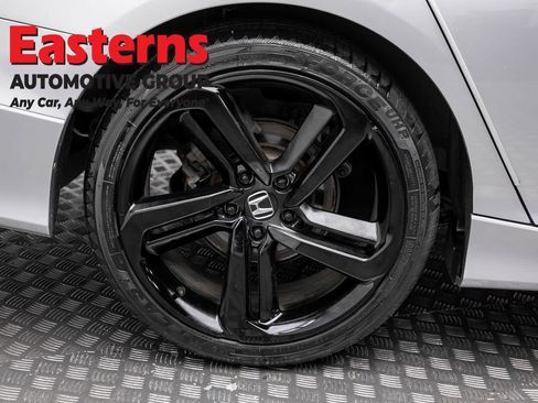 Used 2022 Honda Accord Sport image 28