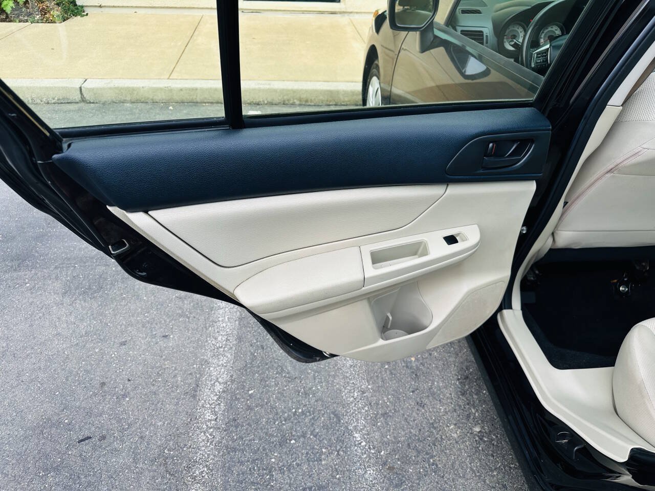 Used 2014 Subaru Impreza 2.0i AWD/4WD image 14