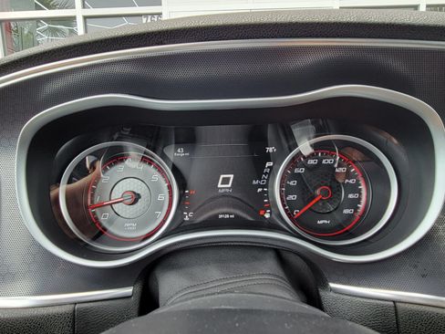 Used 2016 Dodge Charger R/T Scat Pack RWD image 13
