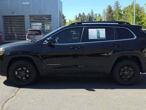 Used 2022 Jeep Cherokee Latitude Lux AWD/4WD image 5