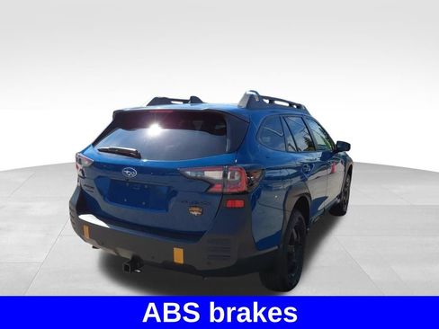 Used 2025 Subaru Outback Wilderness AWD/4WD image 11