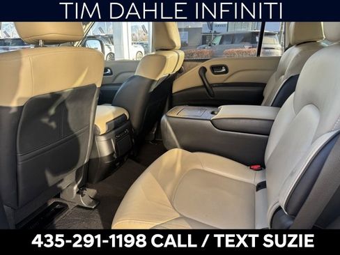 Used 2021 INFINITI QX80 Premium Select w/ All-Season Package image 16