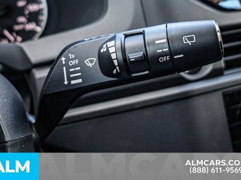 Used 2025 Nissan Pathfinder S image 37