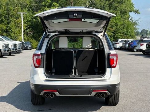 Used 2019 Ford Explorer Platinum AWD/4WD image 23