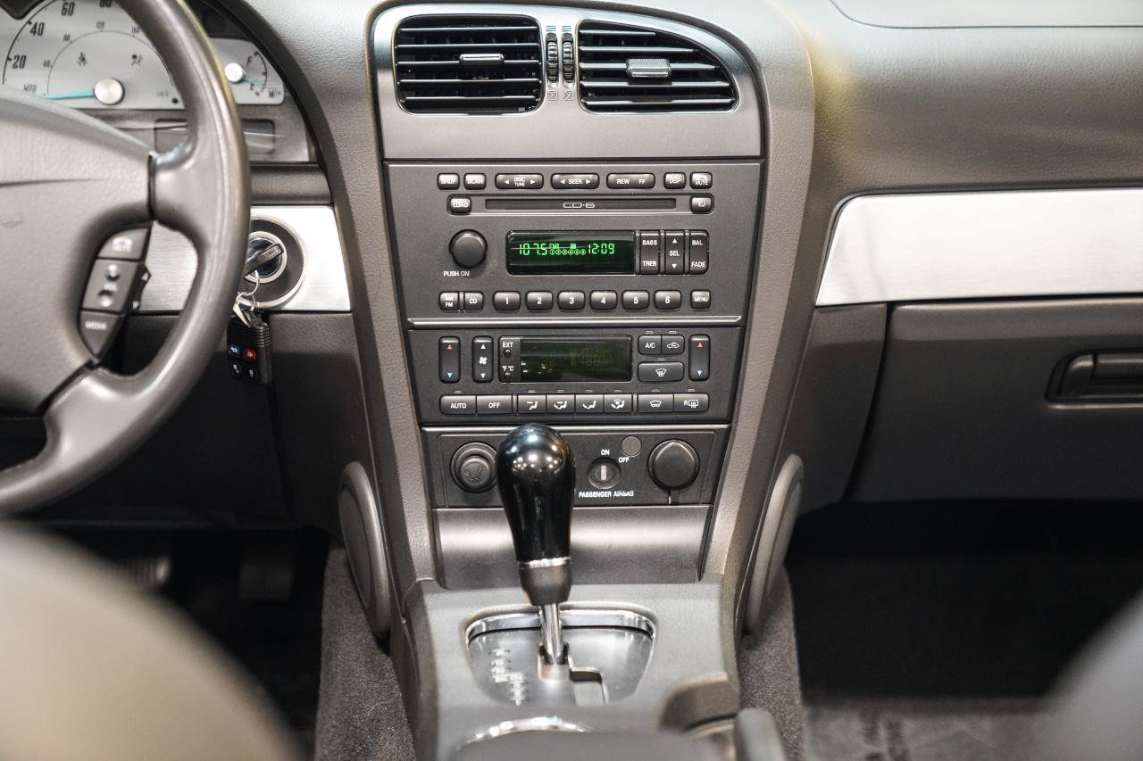 Used 2002 Ford Thunderbird RWD image 27