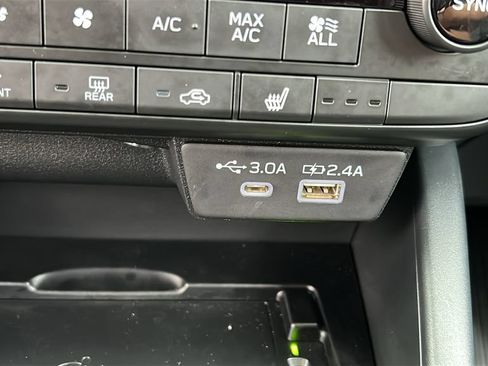 Certified 2026 Subaru Outback Limited XT AWD/4WD image 21