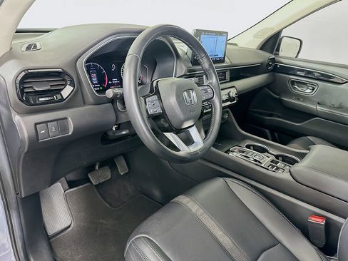 Certified 2024 Honda Pilot Touring image 9