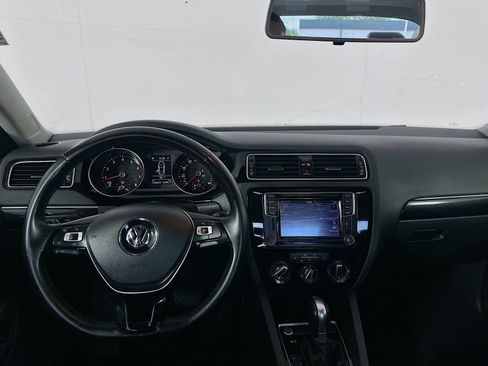 Used 2016 Volkswagen Jetta SEL FWD image 23