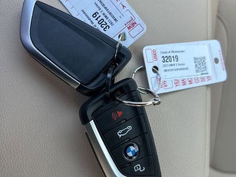 Used 2023 BMW 330e w/ Driving Assistance Package image 39