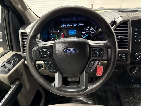 Used 2022 Ford F550 4x4 Crew Cab Super Duty w/ Power Equipment Group image 15