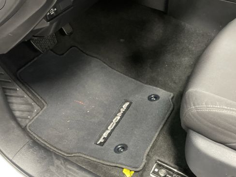 Used 2024 Toyota Tacoma SR5 image 17