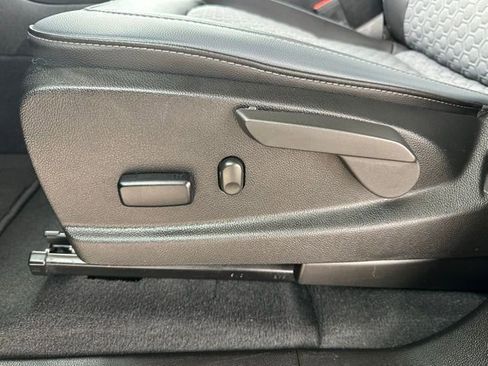 Used 2022 Chevrolet Colorado Z71 image 29