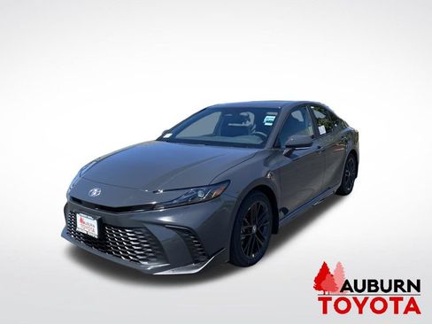 New 2026 Toyota Camry SE FWD image 3