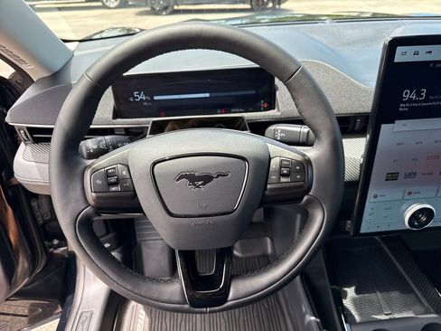Certified 2025 Ford Mustang Mach-E Select w/ Comfort Package Lite AWD/4WD image 14