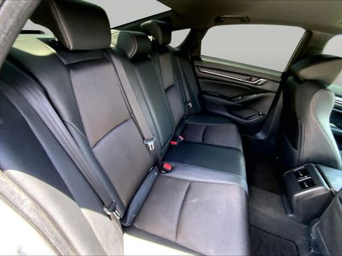 Used 2019 Honda Accord Sport image 20