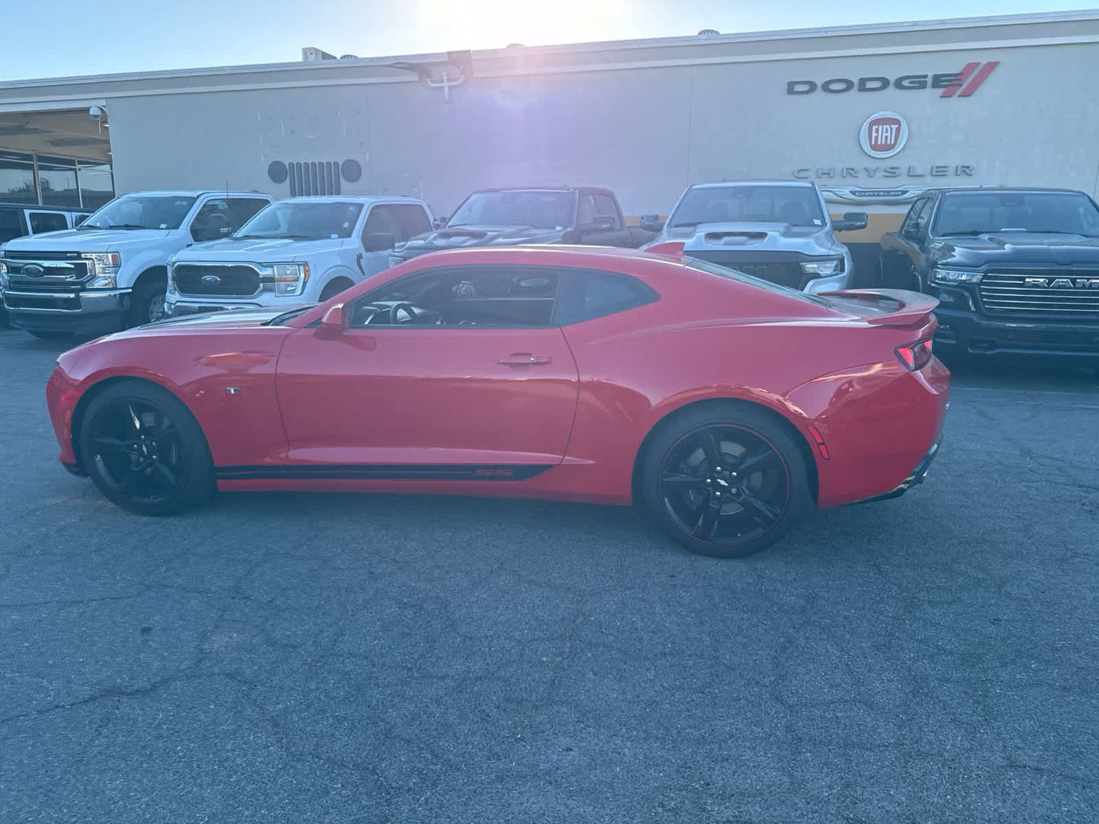 Used 2016 Chevrolet Camaro SS RWD image 18