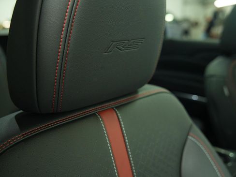 Used 2024 Chevrolet Traverse RS w/ LPO, Floor Liner Package AWD/4WD image 21
