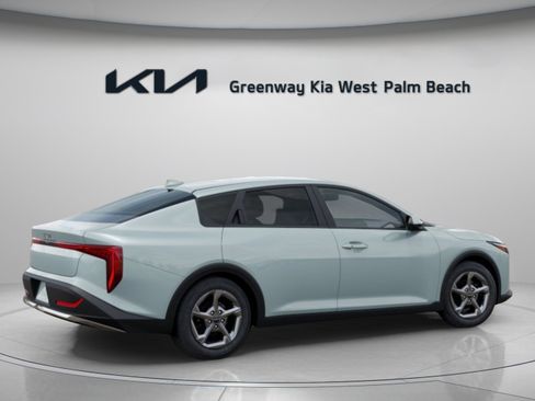 New 2026 Kia K4 FWD image 8