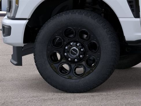 New 2026 Ford F250 Lariat w/ Black Appearance Package AWD/4WD image 19