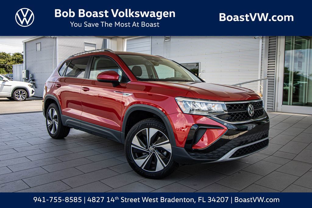 Certified 2024 Volkswagen Taos SE AWD/4WD image 1