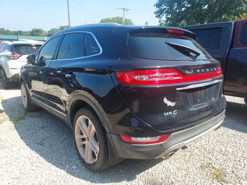Used 2019 Lincoln MKC Reserve image 3