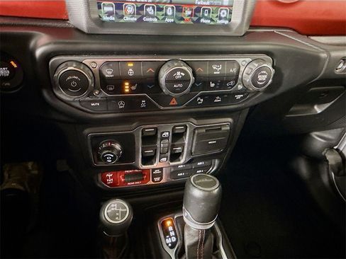 Used 2021 Jeep Gladiator Rubicon image 19