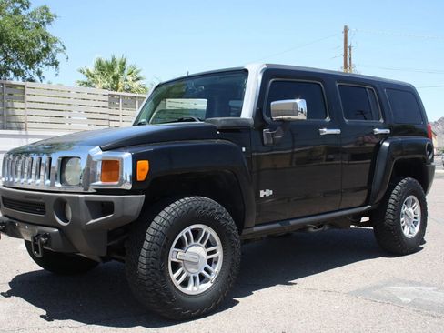 Used 2007 HUMMER H3 w/ Chrome Appearance Package AWD/4WD image 27