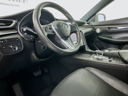 Used 2023 INFINITI QX55 Essential image 7