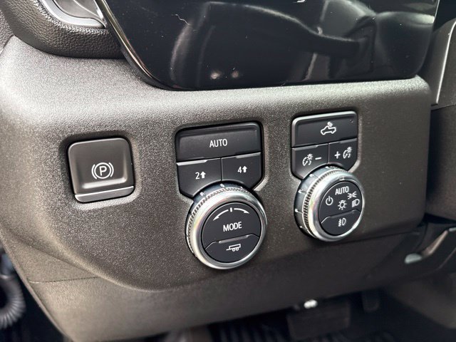 Used 2023 GMC Sierra 1500 Elevation AWD/4WD image 17