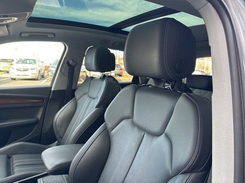 Certified 2021 Audi Q5 Prestige image 6