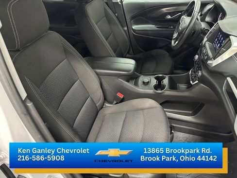 Certified 2022 GMC Terrain SLE w/ LPO, Floor Liner Package FWD image 24