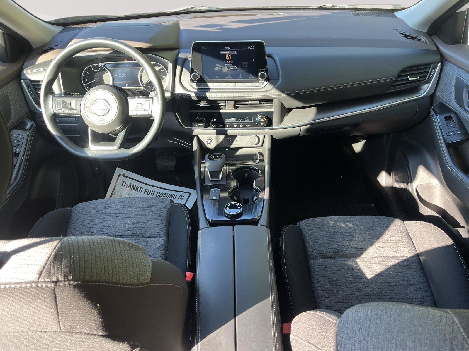 Used 2023 Nissan Rogue SV AWD/4WD image 16